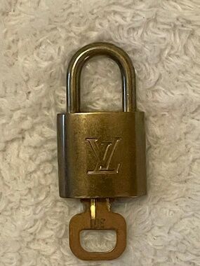 🔐 Louis Vuitton Padlock Lock & Key #301 Gold Brass LV Speedy Keepall vintage